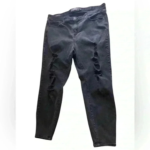 Torrid Sky High Skinny Premium Stretch Distressed High-Rise Jean Faded Black - Picture 2 of 9